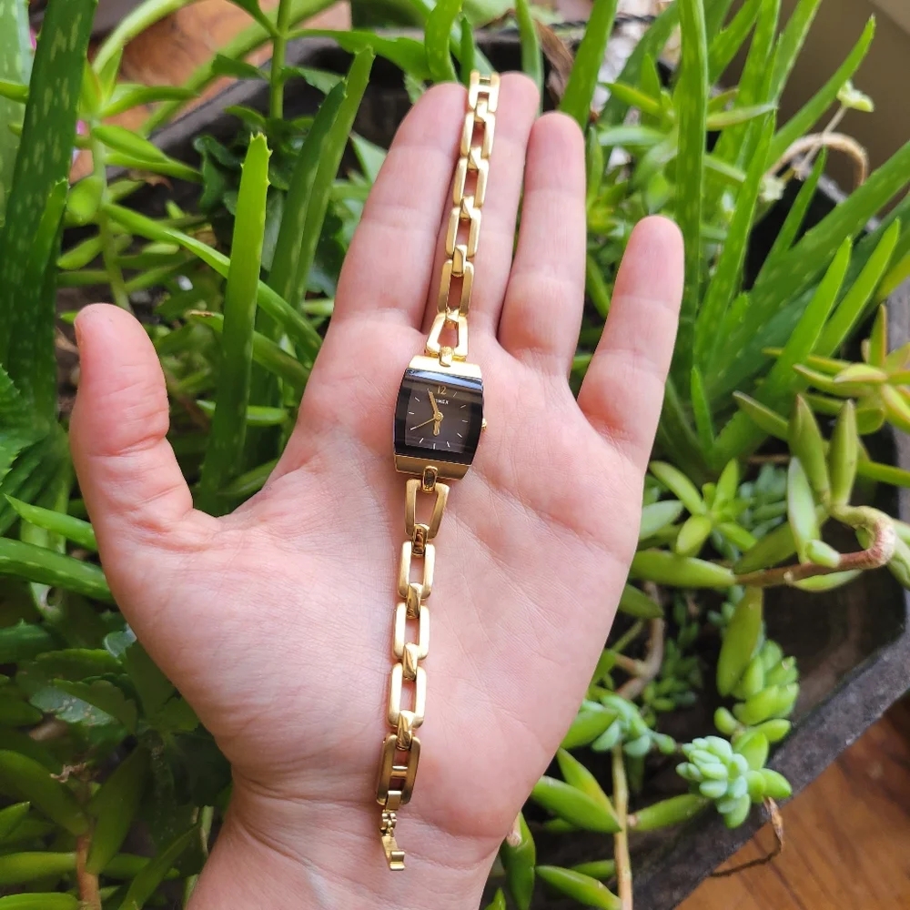 Like New Gold Timex Modern Vintage Style Watch